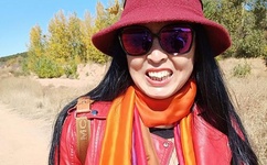 粉嫩被两个黑粗大频繁进出